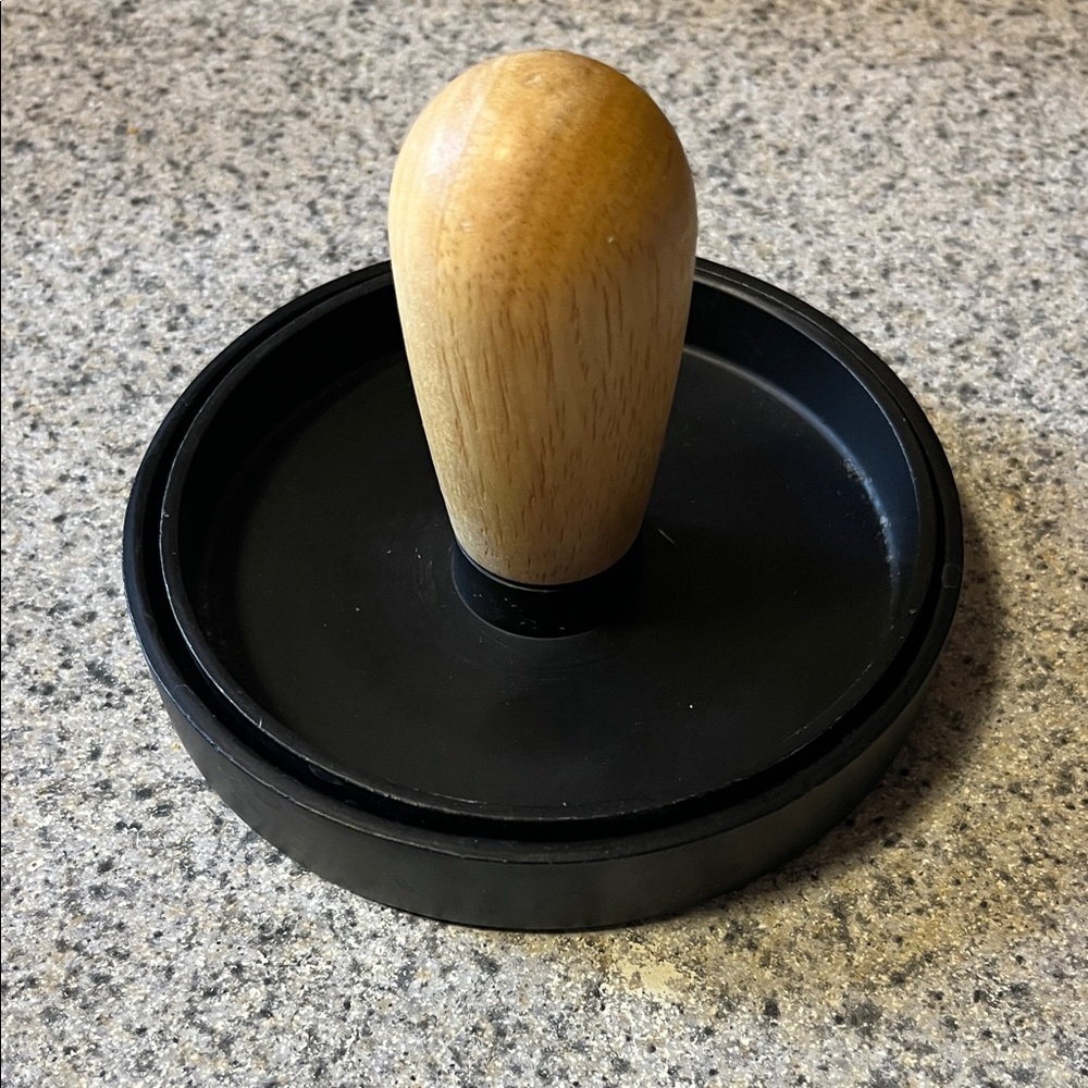 Wooden Handle Black Burger Press